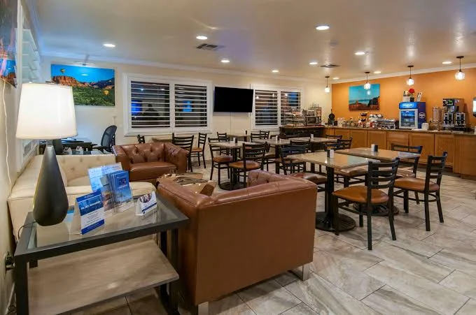 Hotel Management service